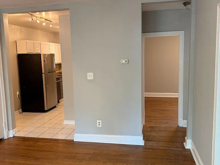 321 Adams St NE — Photo 21