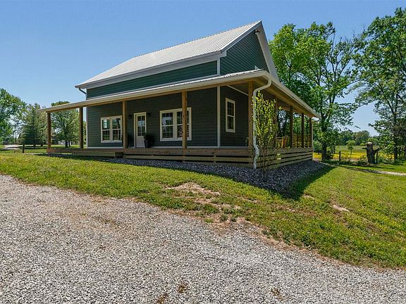2nd image of 561 M Johnson Rd