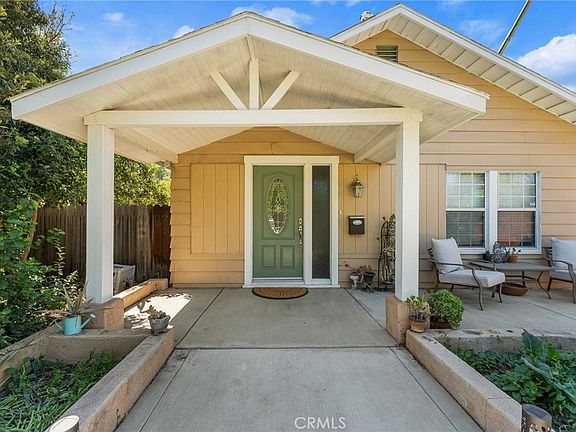 3rd image of 4390 Edgewood Pl