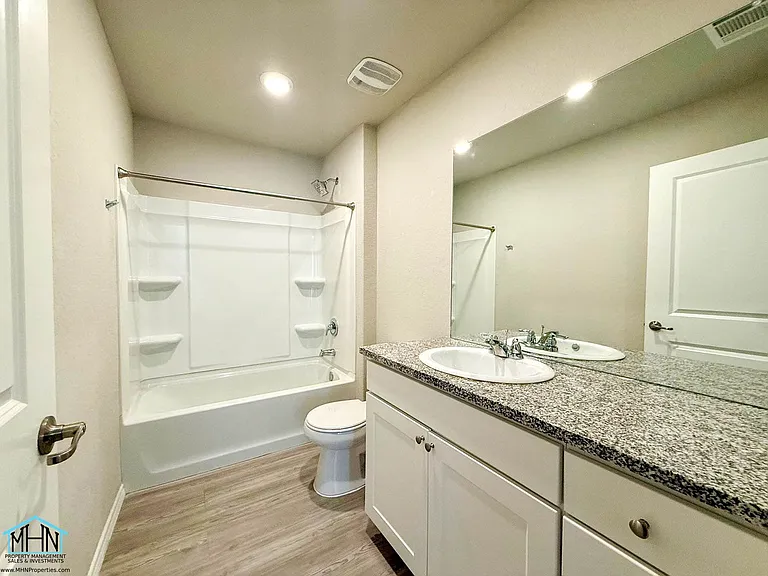 5606 Dewberry Run — Photo 14