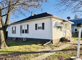 203 Locust St, Mineral, IL 61344