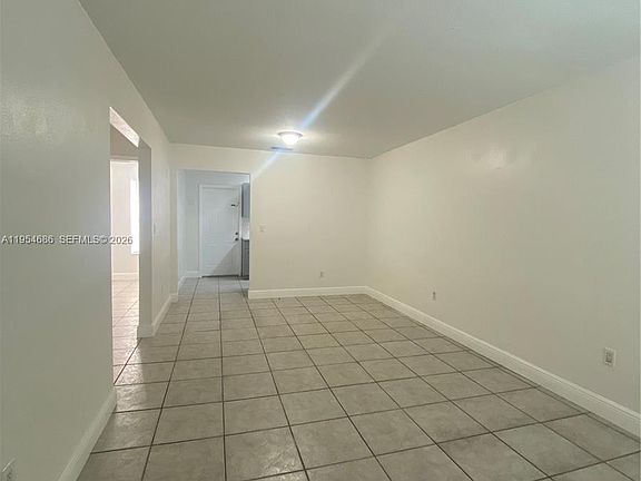 4th image of 11350 SW 3rd St #A