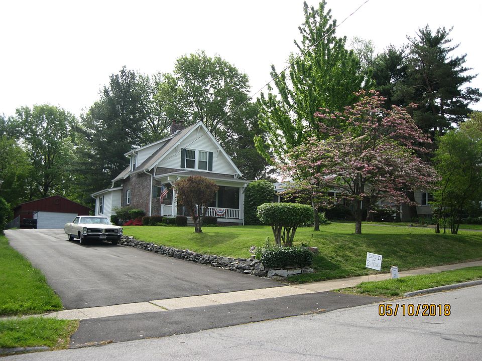 1st image of 2518 Wismer Ave