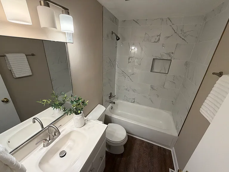 Upstairs Bathroom