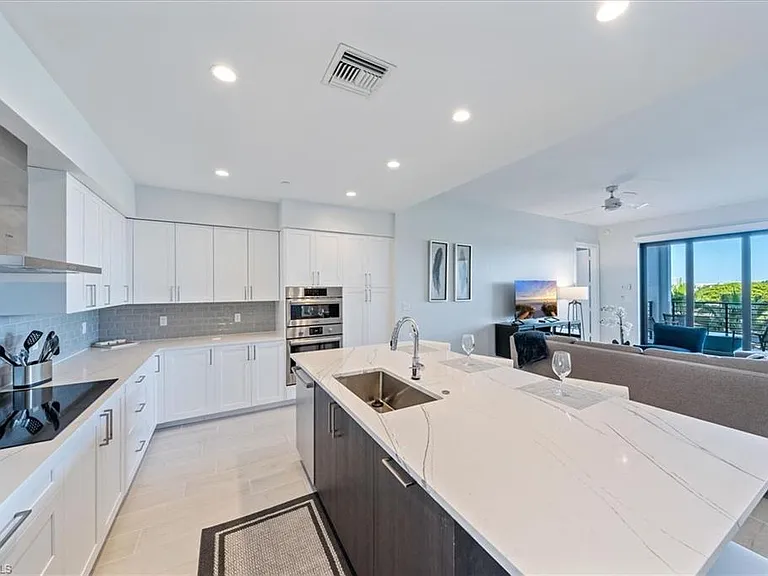 1115 Central Ave #445 — Photo 5