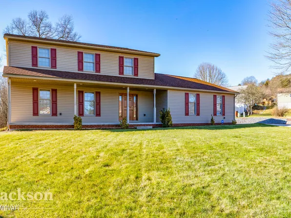 51 Sassafras Cir, Jersey Shore, PA 17740