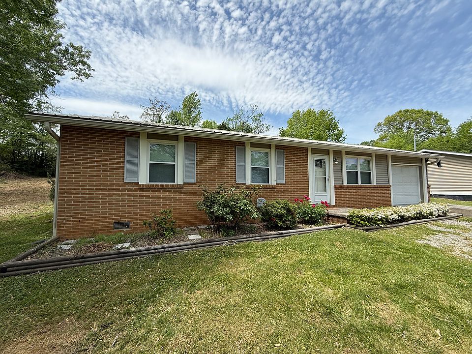 1st image of 621 Black Forest Dr