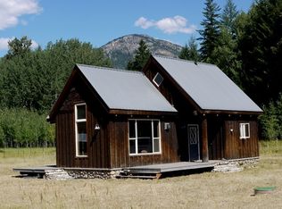 549 Lost River Rd, Mazama, WA 98833
