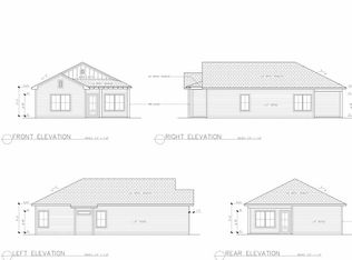 105 Navajo Trl, Crawfordville, FL 32327