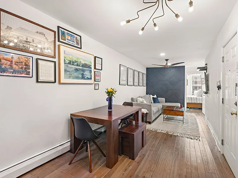 421 Adams St #2R — Photo 4