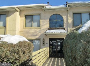 46 Muirfield Dr, Reading, PA 19607