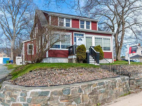 2nd image of 212 Windmill Rd