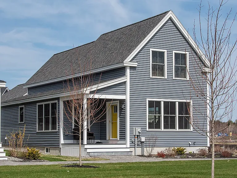 16 Frontrunner Way — Photo 1