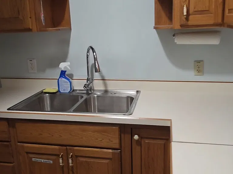 927 College Ave #9 — Photo 3