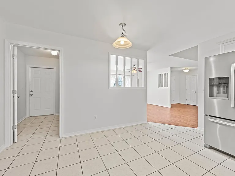 4407 Southminster Cir — Photo 16