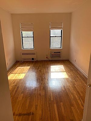 1st image of 215 E 89th St #D2