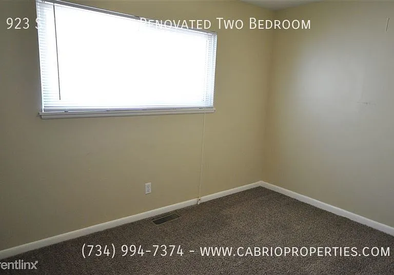 923 S 7th St — Photo 29