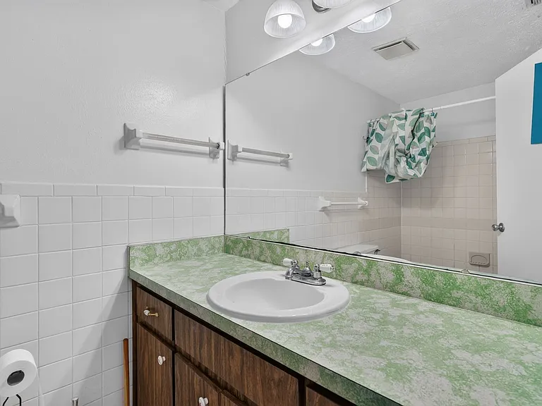 9954 Larkdale Ct — Photo 23