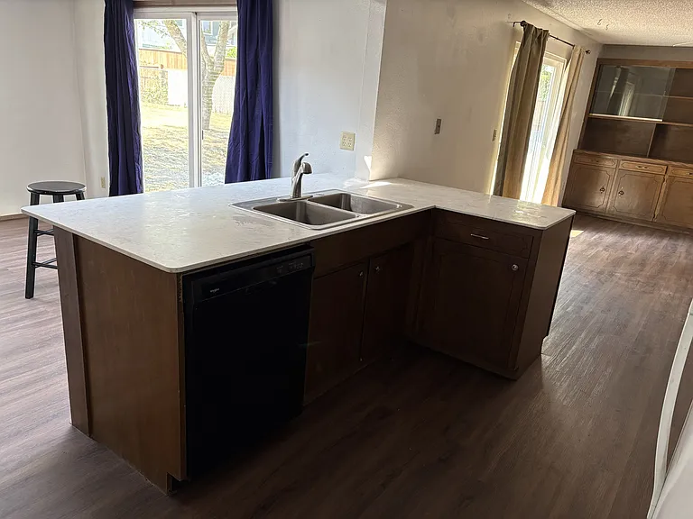 Kitchen counter