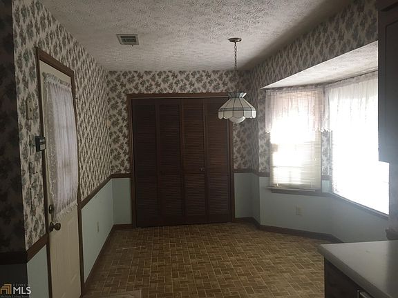 5th image of 1749 Brandy Woods Trl SE