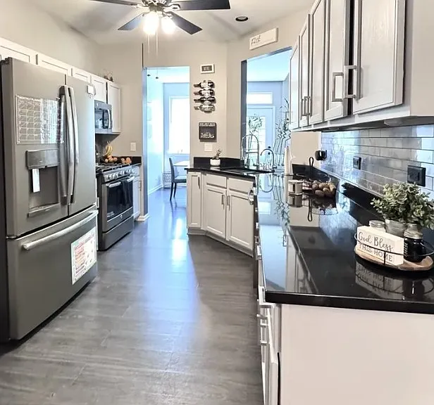 3125 Anton Dr — Photo 12