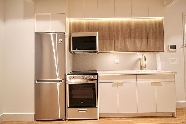 1st image of 223 E 96th St #D1