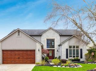 43902 Robinson Rdg, Clinton Township, MI 48038