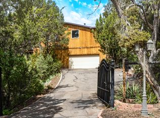 3 Manana Dr, Cedar Crest, NM 87008