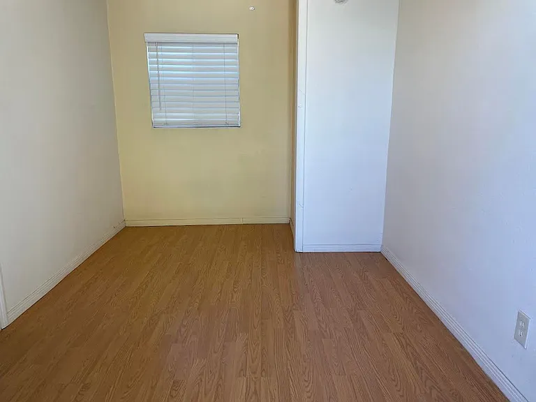 741 S Allen St — Photo 10