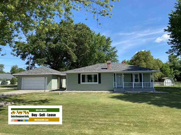 13791 Adams Rd, Granger, IN 46530