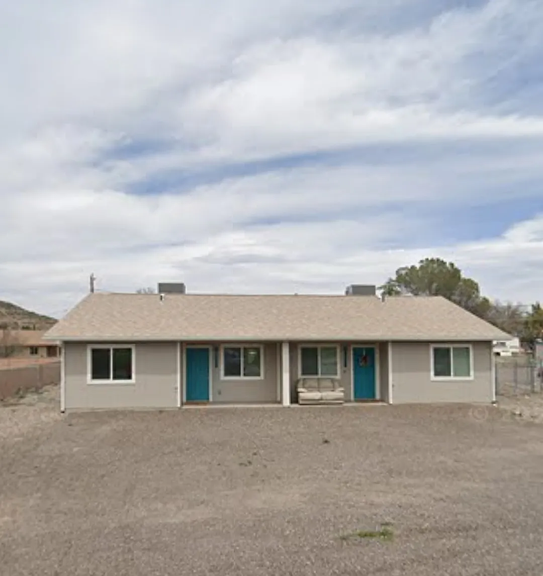 2 bed, 900 sqft, $1,500 — Photo 1