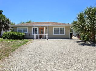 323 Palmetto Rd W, Nokomis, FL 34275