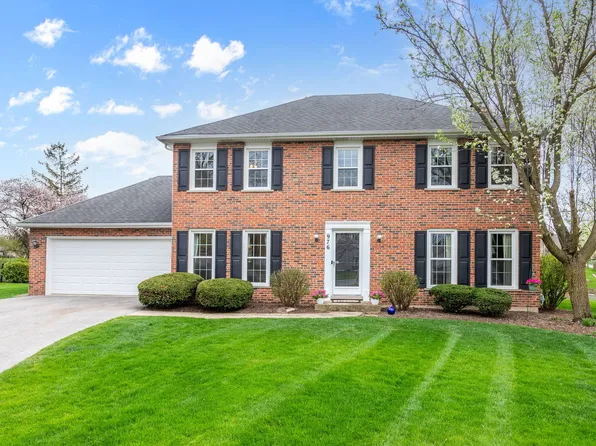 976 Hidden Lake Rd, Naperville, IL 60565