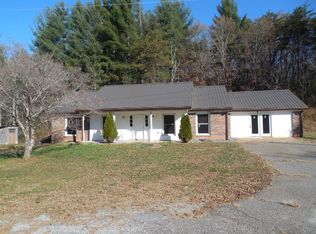 113 Rodeo Dr, Cullowhee, NC 28723