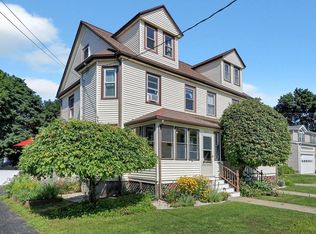 311 Hillside Ave, Needham, MA 02494