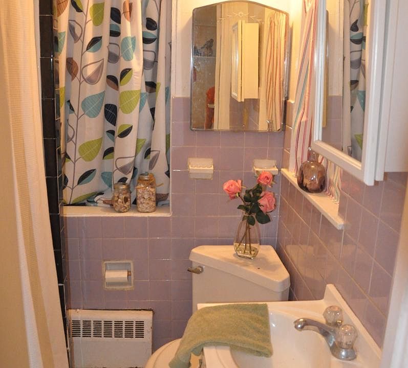 2nd image of 715 Triphammer Rd #C