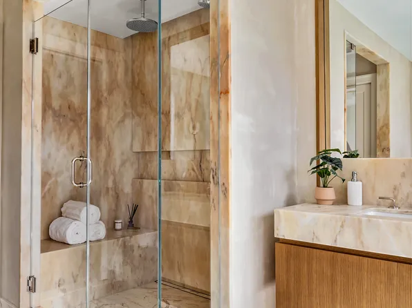 409 Sackett Street image 15 of 25