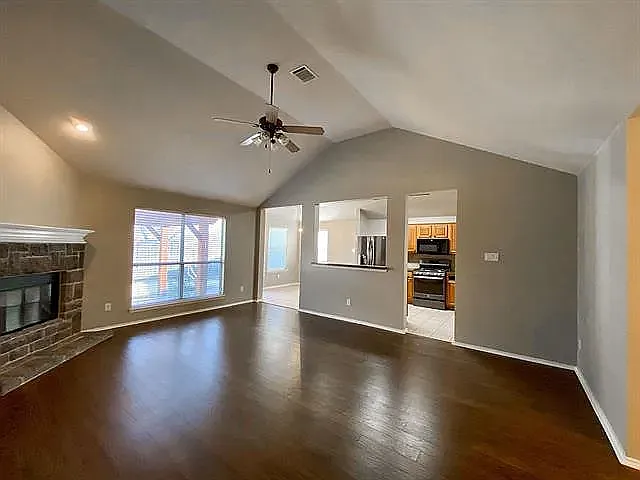 1000 Campbell Dr — Photo 27