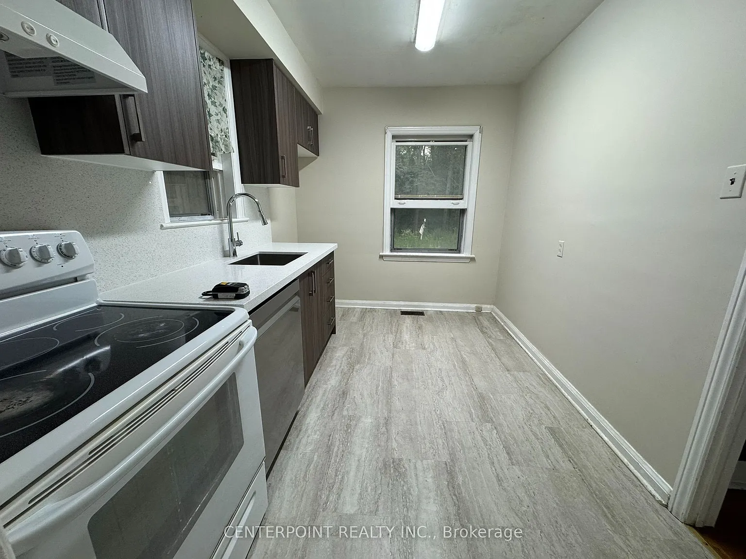 3 bed, $3,300 — Photo 3