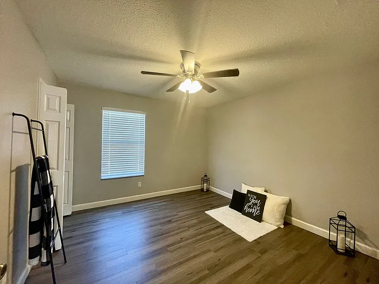 Village Park Townhomes | 2 & 3 Bedroom Apartments in Lady Lake, FL — Photo 56
