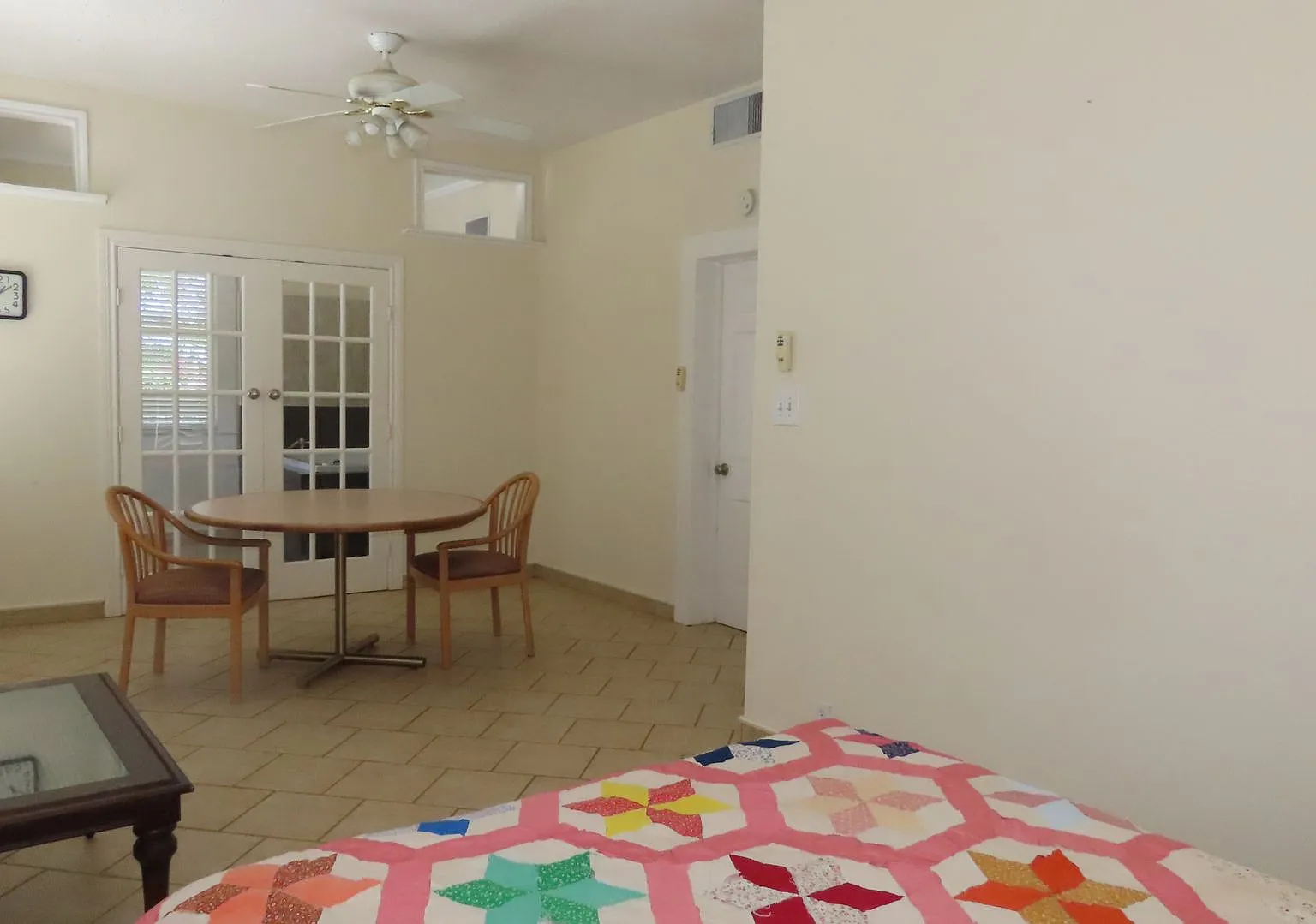 Charming Private Room in Historic Home; All Bills Paid — Photo 4