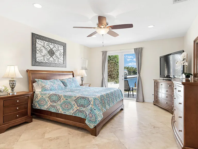 3219 Karen Dr — Photo 10