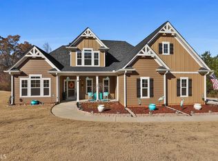 199 Ridgeview Dr, Newnan, GA 30263