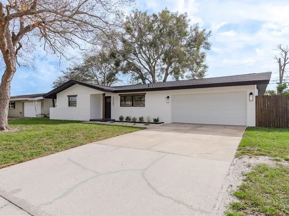 1737 Prince Philip St, Clearwater, FL 33755