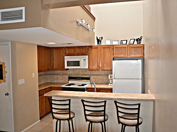 4th image of 1432 W Emerald Ave Unit 740