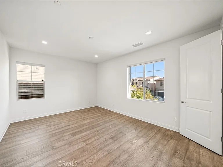 1151 Summit Oak Dr — Photo 53