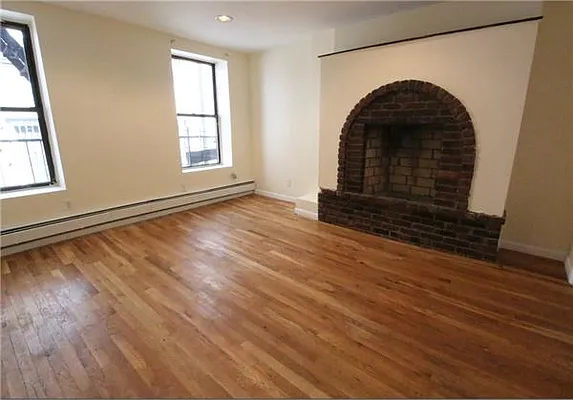 Rented by R New York | media 41