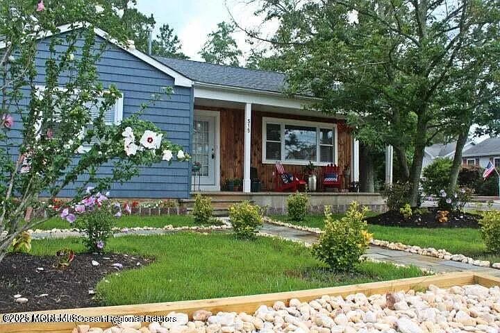 515 Stone Harbor Ave — Photo 20