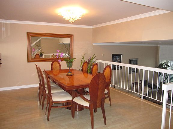 5th image of 18360 Collins St Unit A
