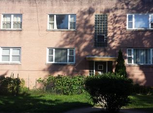 2435 W Balmoral Ave #1N, Chicago, IL 60625